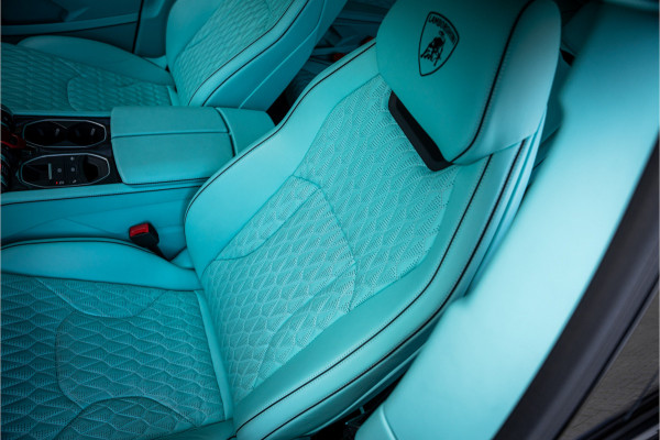 Lamborghini Urus Mansory 4.0 V8 - Panorama | Sterrenhemel | Sensonum | Massage | Stoelkoeling