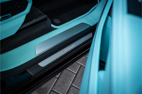 Lamborghini Urus Mansory 4.0 V8 - Panorama | Sterrenhemel | Sensonum | Massage | Stoelkoeling