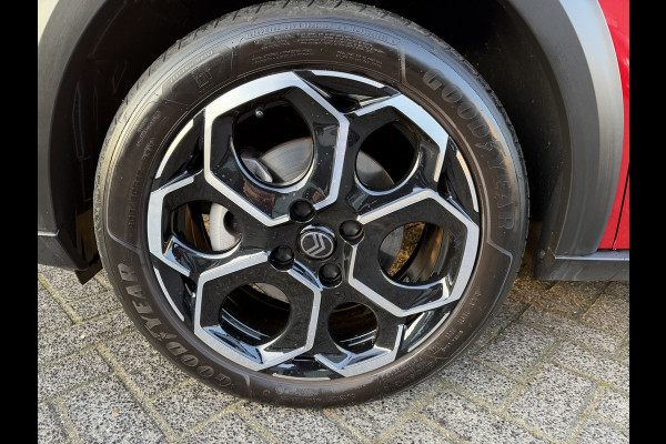 Citroën C3 100pk Max (Camera - Navigatie - Automatische Airco - LED - Parkeersensoren - Apple Carplay)