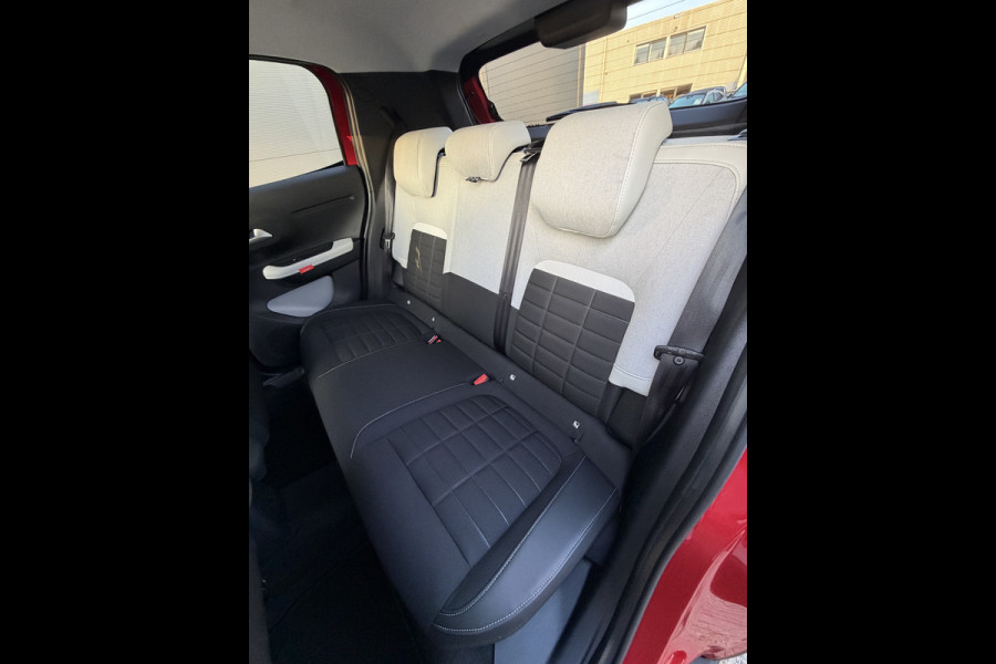 Citroën C3 100pk Max (Camera - Navigatie - Automatische Airco - LED - Parkeersensoren - Apple Carplay)