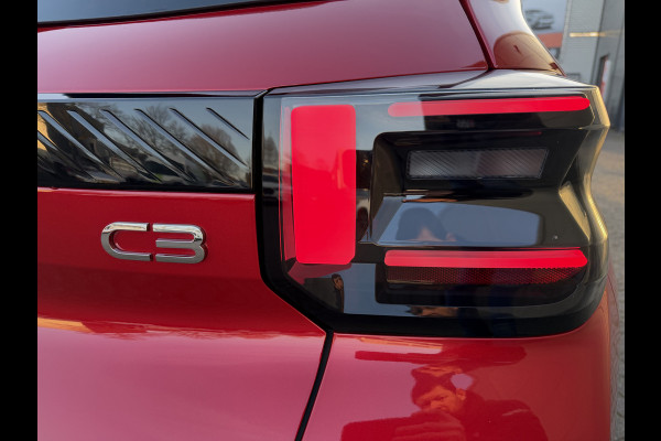 Citroën C3 100pk Max (Camera - Navigatie - Automatische Airco - LED - Parkeersensoren - Apple Carplay)