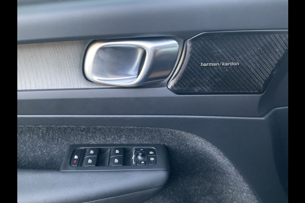 Volvo XC40 1.5 T5 262pk Recharge R-Design Pano Stoel/Stuurverw.Trekhaak Harman Kardon Blis