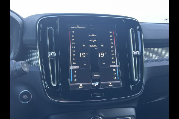 Volvo XC40 1.5 T5 262pk PHEV Recharge R-Design Elek.Trekhaak Leer Stoel/Stuurverw Adap.Cruise NL-Auto!