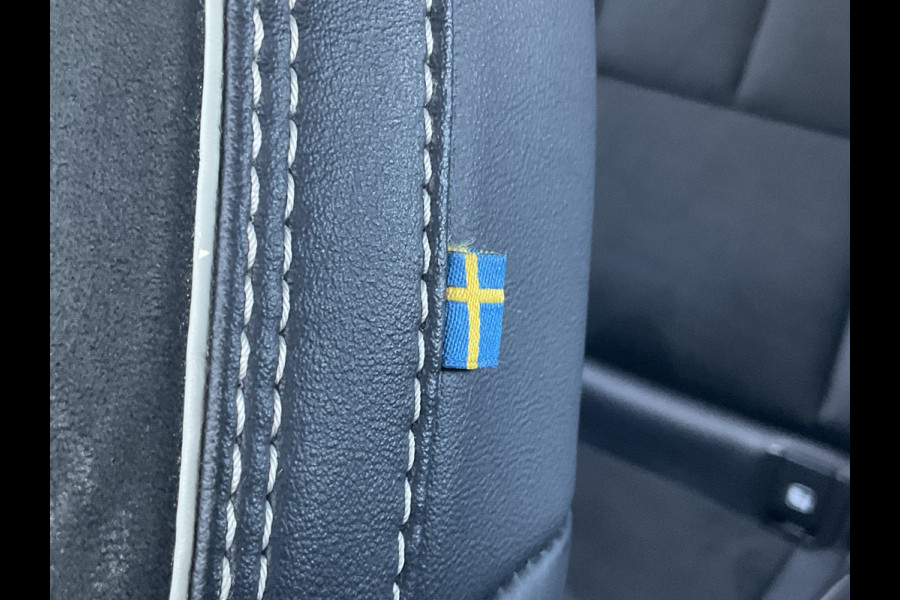 Volvo XC40 1.5 T5 262pk PHEV Recharge R-Design Elek.Trekhaak Leer Stoel/Stuurverw Adap.Cruise NL-Auto!