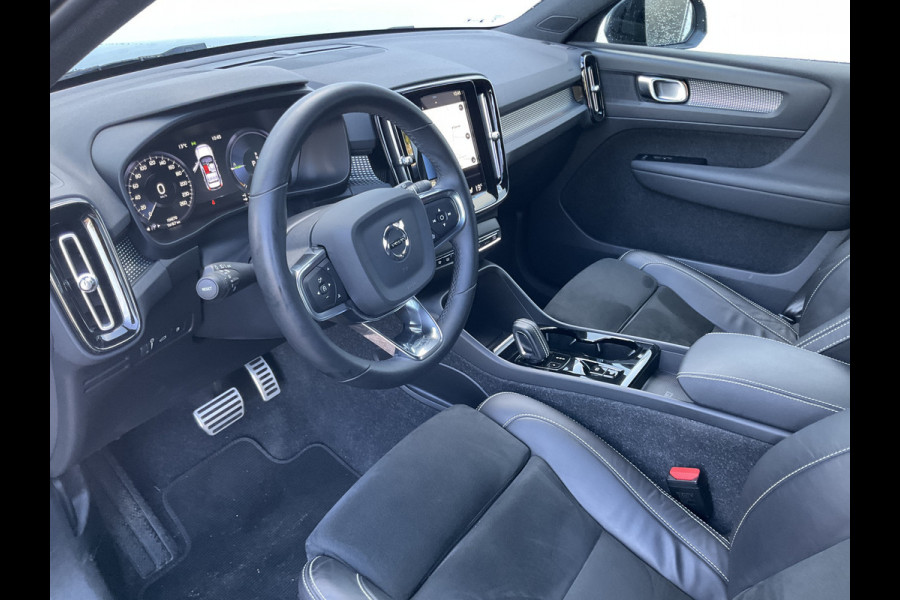 Volvo XC40 1.5 T5 262pk PHEV Recharge R-Design Elek.Trekhaak Leer Stoel/Stuurverw Adap.Cruise NL-Auto!