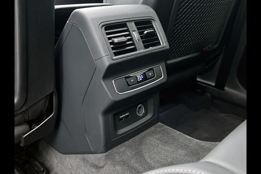 Audi Q5 Sportback 50 TFSI e S edition (Perfect OnderH, 2e Eig, Panorama, Trekhaak, StoelV, Carplay, Etc)