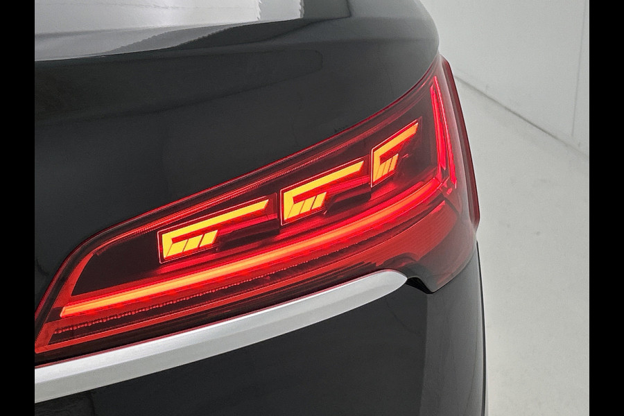 Audi Q5 Sportback 50 TFSI e S edition (Perfect OnderH, 2e Eig, Panorama, Trekhaak, StoelV, Carplay, Etc)