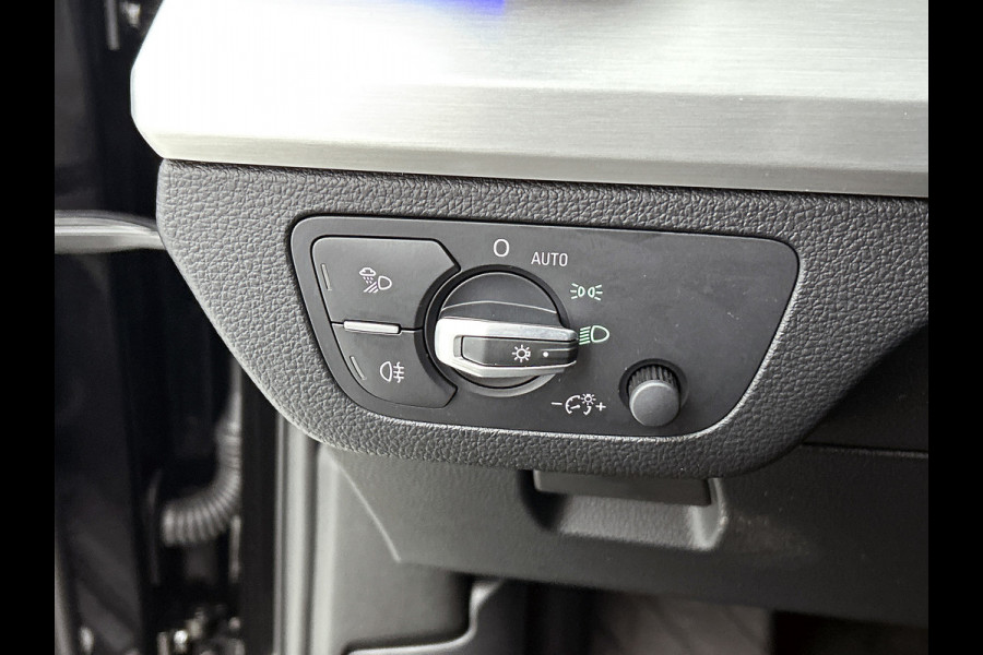 Audi Q5 Sportback 50 TFSI e S edition (Perfect OnderH, 2e Eig, Panorama, Trekhaak, StoelV, Carplay, Etc)