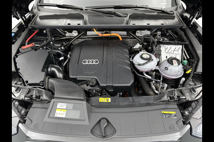 Audi Q5 Sportback 50 TFSI e S edition (Perfect OnderH, 2e Eig, Panorama, Trekhaak, StoelV, Carplay, Etc)