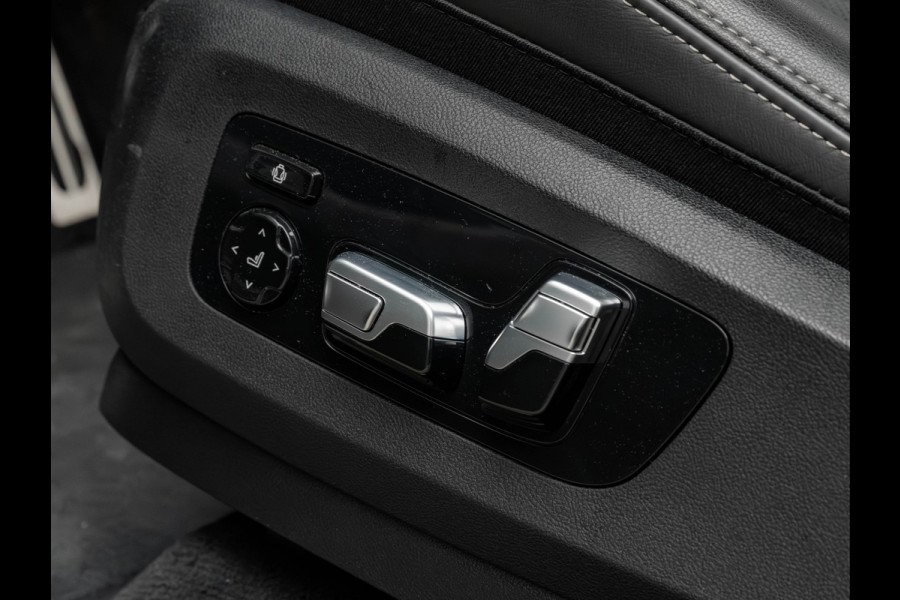 BMW X5 xDrive50e M-Sport Pro - Comfortzetels - Trekhaak - Driving + Parking Ass Prof