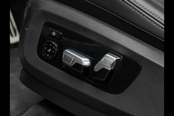 BMW X5 xDrive50e M-Sport Pro - Comfortzetels - Trekhaak - Driving + Parking Ass Prof