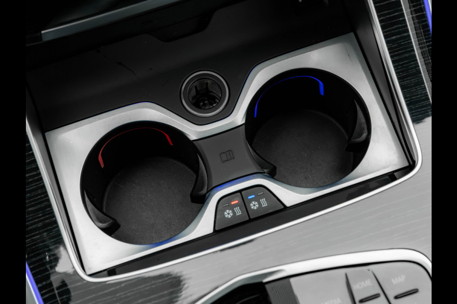 BMW X5 xDrive50e M-Sport Pro - Comfortzetels - Trekhaak - Driving + Parking Ass Prof