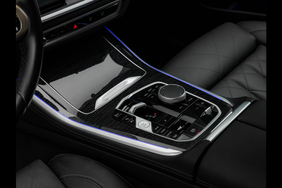 BMW X5 xDrive50e M-Sport Pro - Comfortzetels - Trekhaak - Driving + Parking Ass Prof