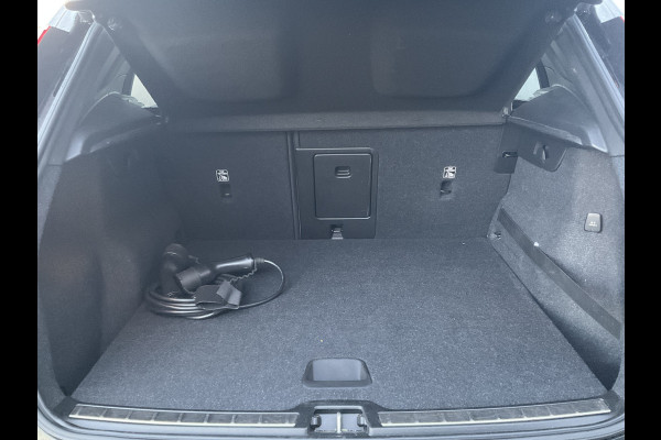 Volvo XC40 1.5 T5 262pk Recharge R-Design Pano Stoel/Stuurverw.Trekhaak Harman Kardon Blis