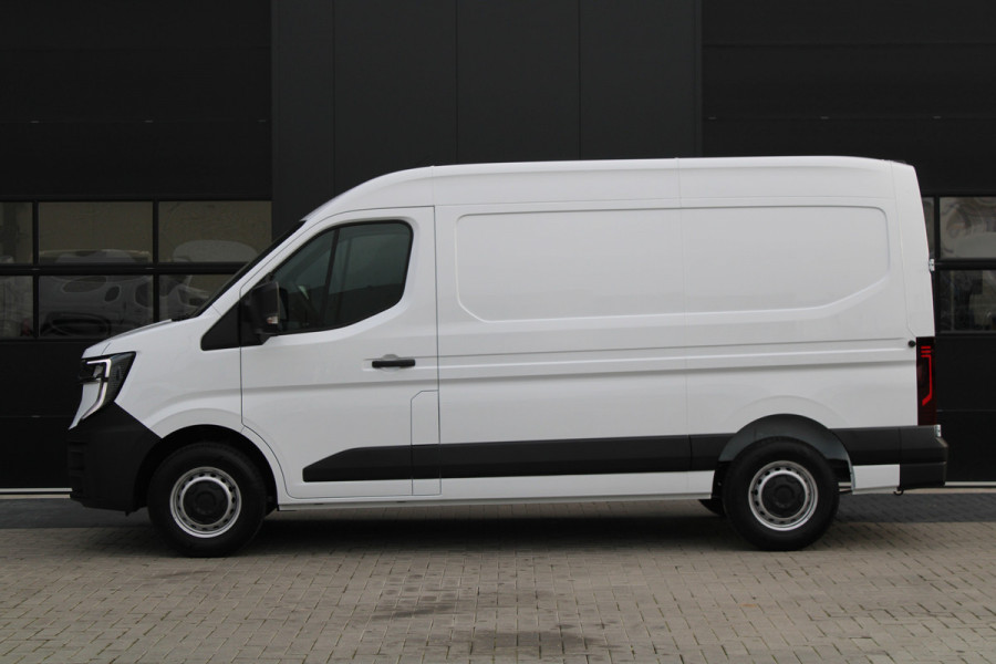 Renault Master T35 2.0 dCi 130 L2H2 Advance 130pk - Camera - 270gr Deuren - Voorruit verwarming - Trekhaak - Carplay - Cruise - LED - Rijklaar