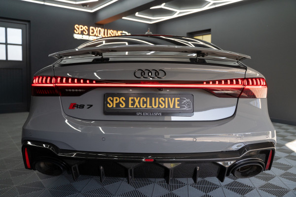Audi A7 Sportback 4.0 TFSI RS 7 quattro URBAN / B&O / Keramisch / Pano / Soft close / HUD / VC / ACC RS7