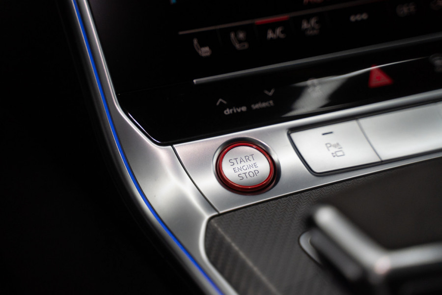 Audi A7 Sportback 4.0 TFSI RS 7 quattro URBAN / B&O / Keramisch / Pano / Soft close / HUD / VC / ACC RS7