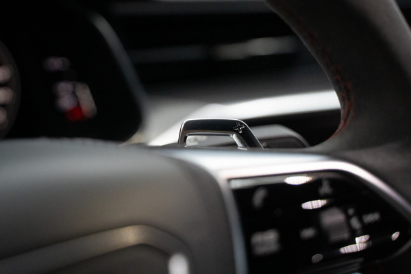 Audi A7 Sportback 4.0 TFSI RS 7 quattro URBAN / B&O / Keramisch / Pano / Soft close / HUD / VC / ACC RS7