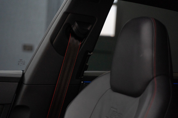 Audi A7 Sportback 4.0 TFSI RS 7 quattro URBAN / B&O / Keramisch / Pano / Soft close / HUD / VC / ACC RS7