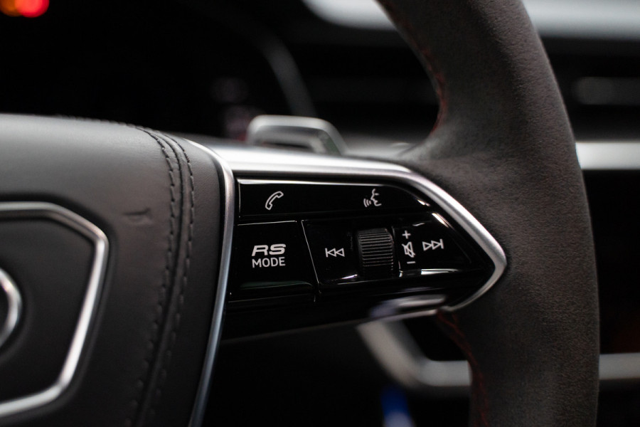 Audi A7 Sportback 4.0 TFSI RS 7 quattro URBAN / B&O / Keramisch / Pano / Soft close / HUD / VC / ACC RS7
