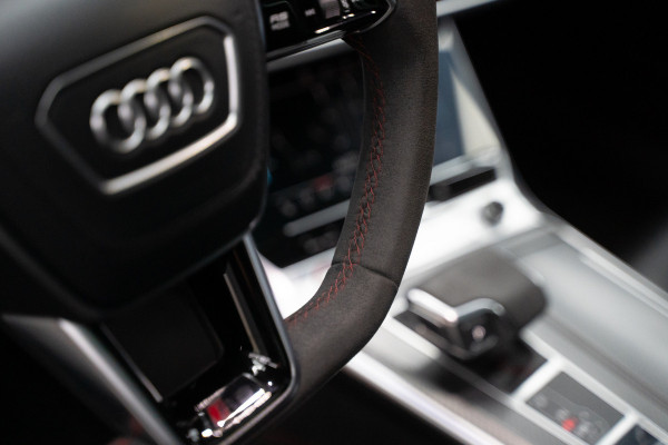 Audi A7 Sportback 4.0 TFSI RS 7 quattro URBAN / B&O / Keramisch / Pano / Soft close / HUD / VC / ACC RS7
