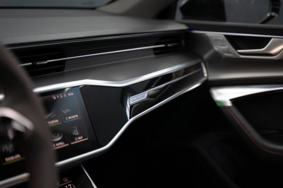 Audi A7 Sportback 4.0 TFSI RS 7 quattro URBAN / B&O / Keramisch / Pano / Soft close / HUD / VC / ACC RS7