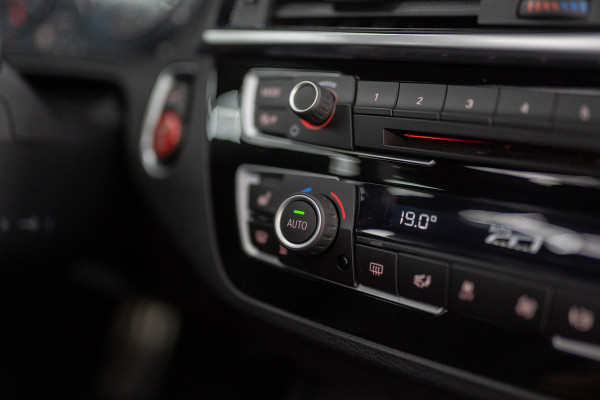 BMW 2 Serie Coupé M2 DCT Competition / Track pack / 780pk / Open dak / Mapswitch / BTW / M-stoelen / M remmen / LED M2C