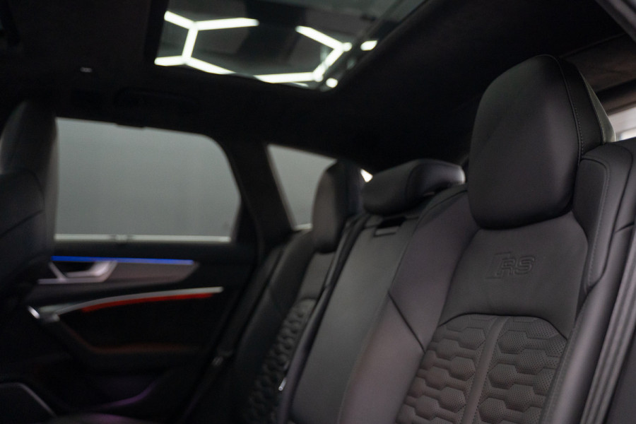 Audi A6 Avant RS 6 TFSI quattro / B&O 3d./ Milltek / Keramisch / Pano / Carbon / Softcl. / 360 cam / Alarm kl5 - Full option