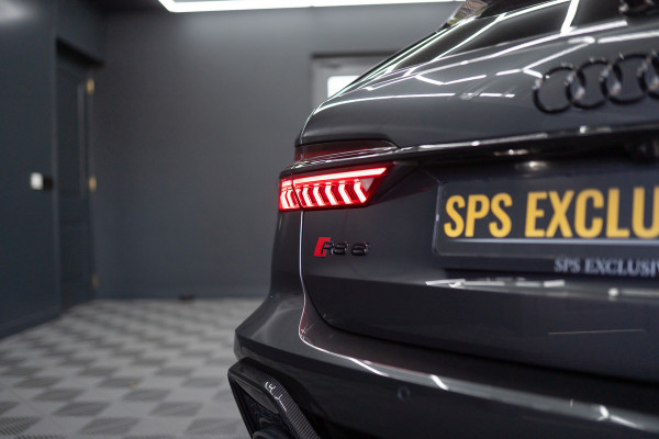 Audi A6 Avant RS 6 TFSI quattro / B&O 3d./ Milltek / Keramisch / Pano / Carbon / Softcl. / 360 cam / Alarm kl5 - Full option