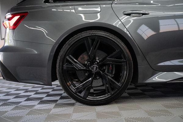 Audi A6 Avant RS 6 TFSI quattro / B&O 3d./ Milltek / Keramisch / Pano / Carbon / Softcl. / 360 cam / Alarm kl5 - Full option