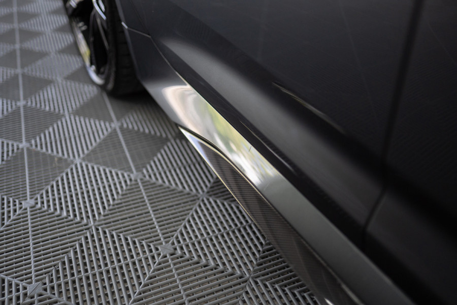 Audi A6 Avant RS 6 TFSI quattro / B&O 3d./ Milltek / Keramisch / Pano / Carbon / Softcl. / 360 cam / Alarm kl5 - Full option