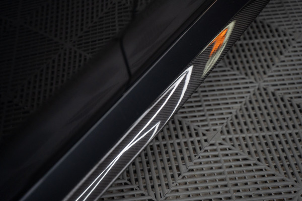 Audi A6 Avant RS 6 TFSI quattro / B&O 3d./ Milltek / Keramisch / Pano / Carbon / Softcl. / 360 cam / Alarm kl5 - Full option