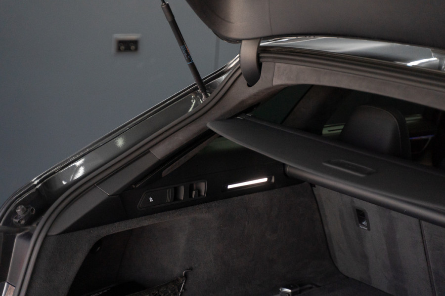 Audi A6 Avant RS 6 TFSI quattro / B&O 3d./ Milltek / Keramisch / Pano / Carbon / Softcl. / 360 cam / Alarm kl5 - Full option