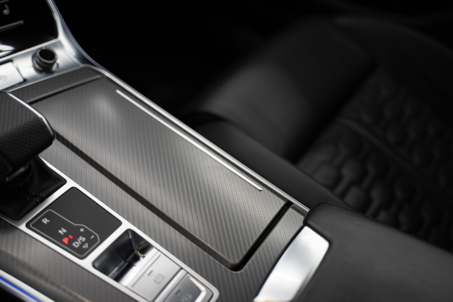 Audi A6 Avant RS 6 TFSI quattro / B&O 3d./ Milltek / Keramisch / Pano / Carbon / Softcl. / 360 cam / Alarm kl5 - Full option