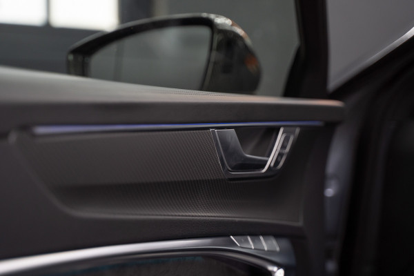 Audi A6 Avant RS 6 TFSI quattro / B&O 3d./ Milltek / Keramisch / Pano / Carbon / Softcl. / 360 cam / Alarm kl5 - Full option