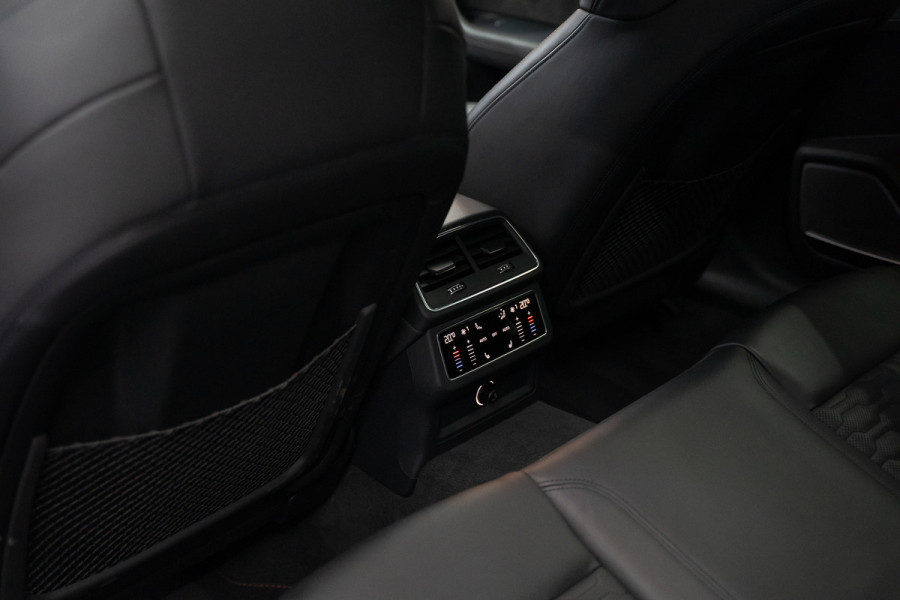 Audi A6 Avant RS 6 TFSI quattro / B&O 3d./ Milltek / Keramisch / Pano / Carbon / Softcl. / 360 cam / Alarm kl5 - Full option