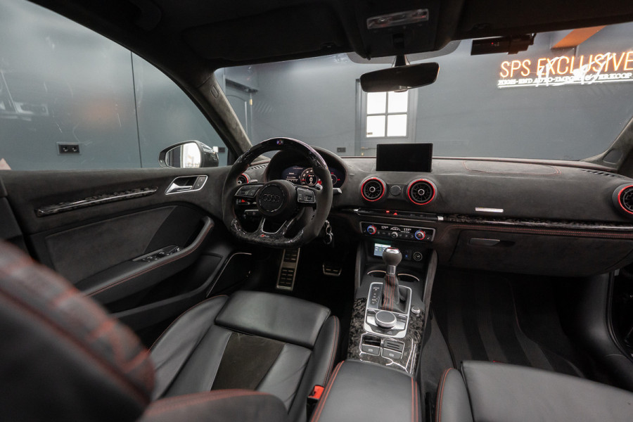 Audi A3 Limousine 2.5 TFSI RS 3 quattro Widebody / TTE700 / Full PPF / B&O / Pano / IPE Titanium uitlaat / VC / Custom RS3 VOL Stage 3