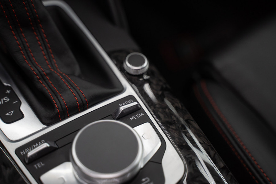 Audi A3 Limousine 2.5 TFSI RS 3 quattro Widebody / TTE700 / Full PPF / B&O / Pano / IPE Titanium uitlaat / VC / Custom RS3 VOL Stage 3