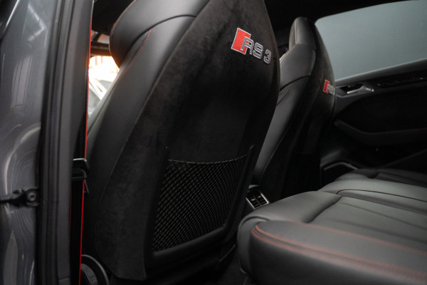 Audi A3 Limousine 2.5 TFSI RS 3 quattro Widebody / TTE700 / Full PPF / B&O / Pano / IPE Titanium uitlaat / VC / Custom RS3 VOL Stage 3