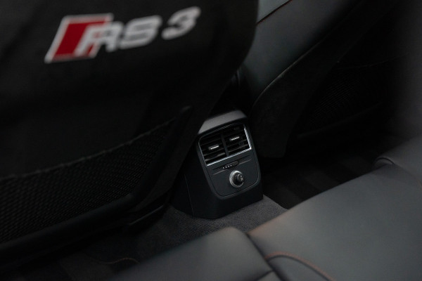Audi A3 Limousine 2.5 TFSI RS 3 quattro Widebody / TTE700 / Full PPF / B&O / Pano / IPE Titanium uitlaat / VC / Custom RS3 VOL Stage 3