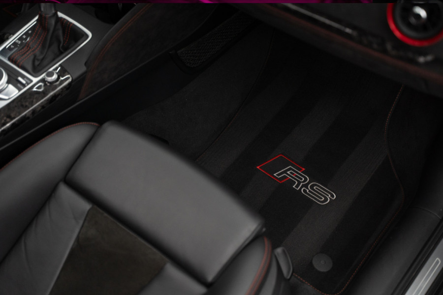 Audi A3 Limousine 2.5 TFSI RS 3 quattro Widebody / TTE700 / Full PPF / B&O / Pano / IPE Titanium uitlaat / VC / Custom RS3 VOL Stage 3