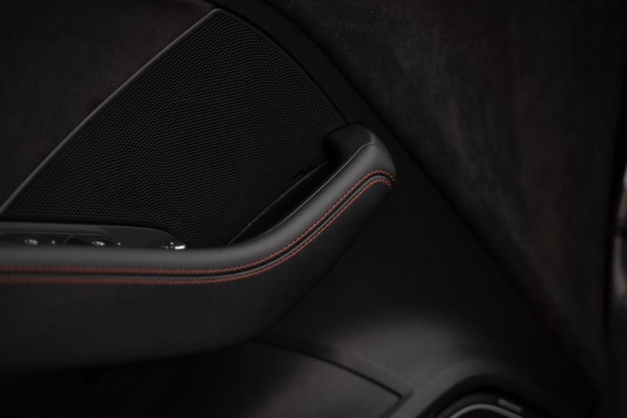 Audi A3 Limousine 2.5 TFSI RS 3 quattro Widebody / TTE700 / Full PPF / B&O / Pano / IPE Titanium uitlaat / VC / Custom RS3 VOL Stage 3