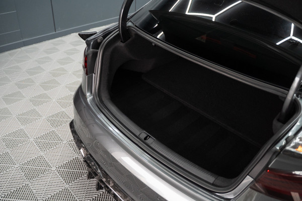 Audi A3 Limousine 2.5 TFSI RS 3 quattro Widebody / TTE700 / Full PPF / B&O / Pano / IPE Titanium uitlaat / VC / Custom RS3 VOL Stage 3