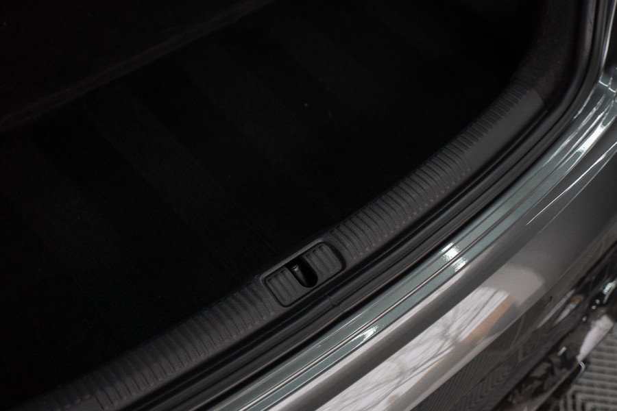 Audi A3 Limousine 2.5 TFSI RS 3 quattro Widebody / TTE700 / Full PPF / B&O / Pano / IPE Titanium uitlaat / VC / Custom RS3 VOL Stage 3