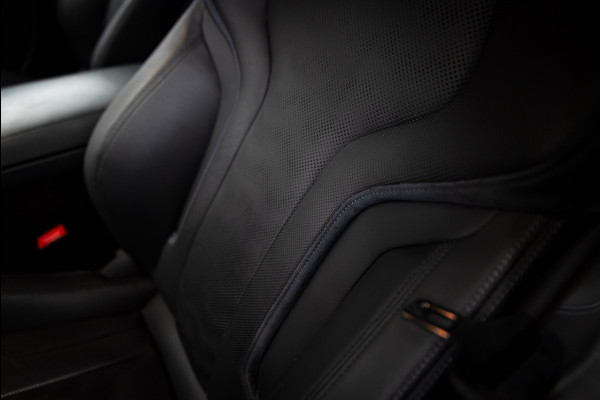 BMW 3 Serie M3 xDrive Competition / Frozen / Carbon / H&K / Laser / ACC / Curved display / Stoelverk. / Garantie