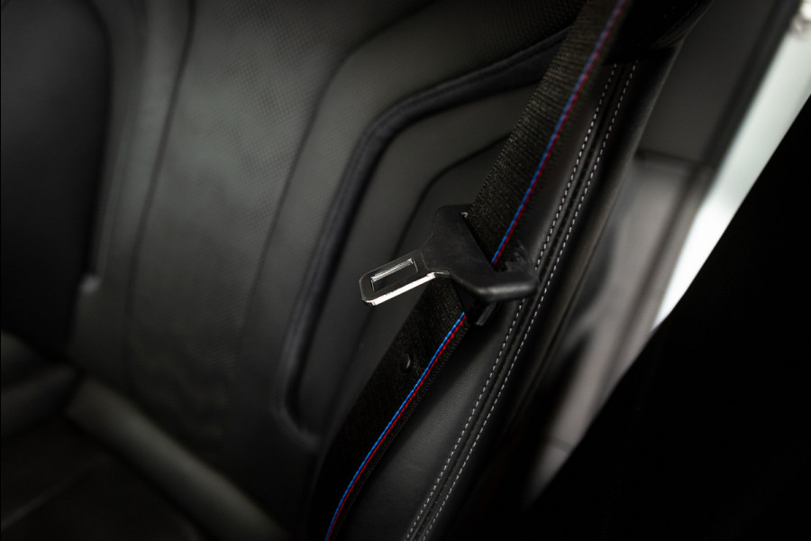 BMW 3 Serie M3 xDrive Competition / Frozen / Carbon / H&K / Laser / ACC / Curved display / Stoelverk. / Garantie