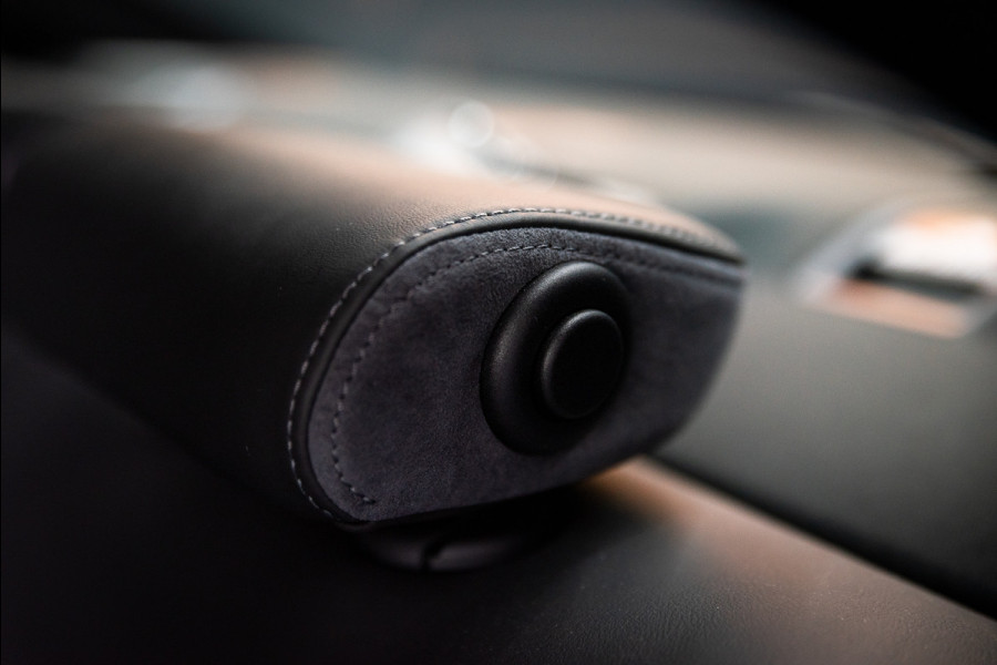 BMW 3 Serie M3 xDrive Competition / Frozen / Carbon / H&K / Laser / ACC / Curved display / Stoelverk. / Garantie