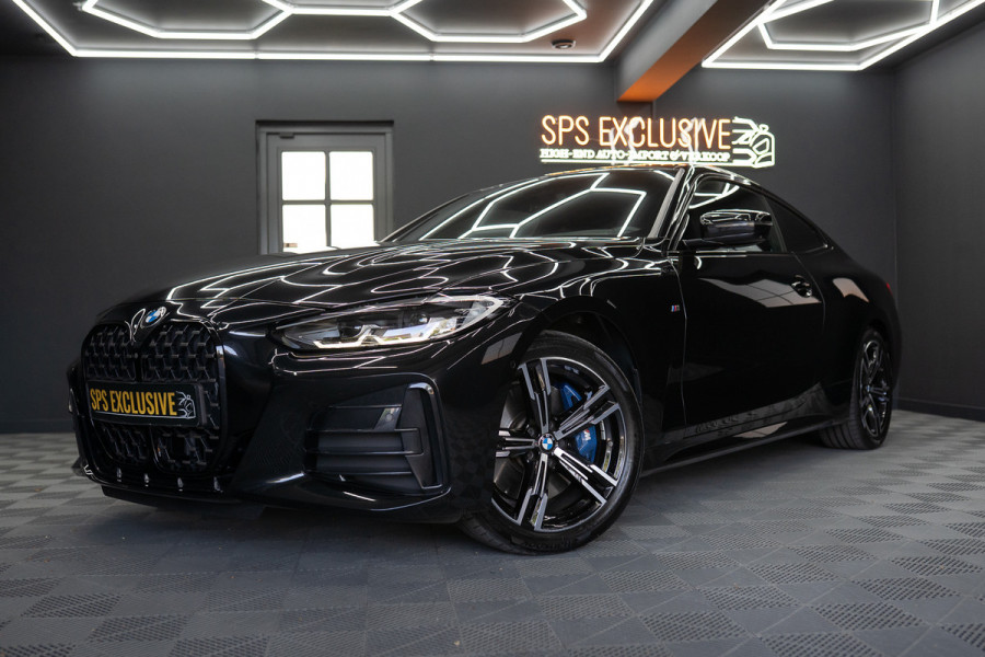 BMW 4 Serie Coupé M440i xDrive High Executive / Adaptive / Pano / 360 / Individual / Stoelverwarming / Memory / Carplay