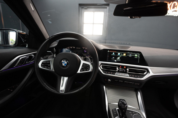 BMW 4 Serie Coupé M440i xDrive High Executive / Adaptive / Pano / 360 / Individual / Stoelverwarming / Memory / Carplay