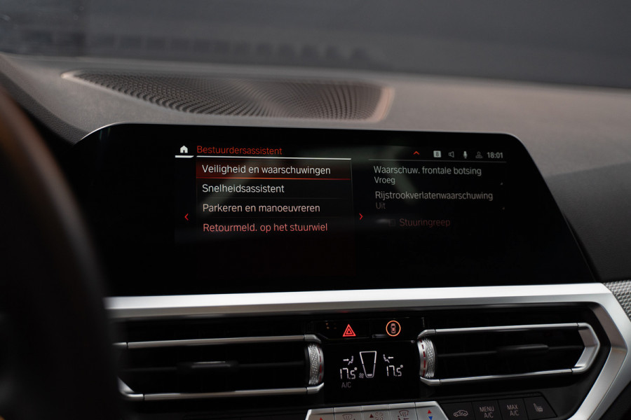 BMW 4 Serie Coupé M440i xDrive High Executive / Adaptive / Pano / 360 / Individual / Stoelverwarming / Memory / Carplay